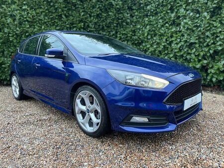 FORD FOCUS 2.0T EcoBoost ST-2 Euro 6 (s/s) 5dr