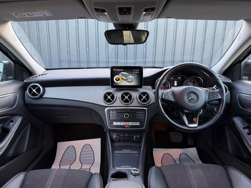 MERCEDES-BENZ GLA CLASS