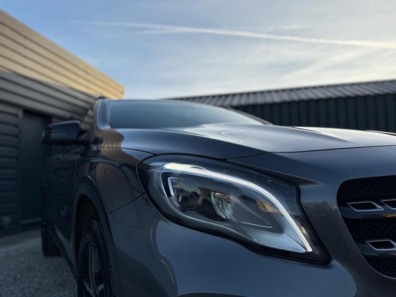 MERCEDES-BENZ GLA CLASS
