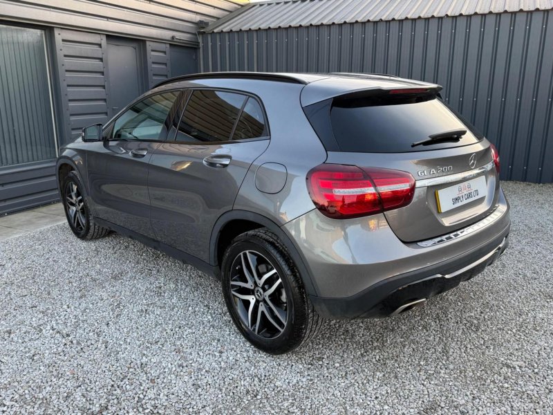 MERCEDES-BENZ GLA CLASS