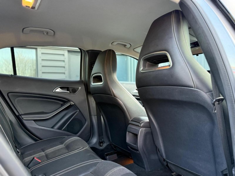 MERCEDES-BENZ GLA CLASS