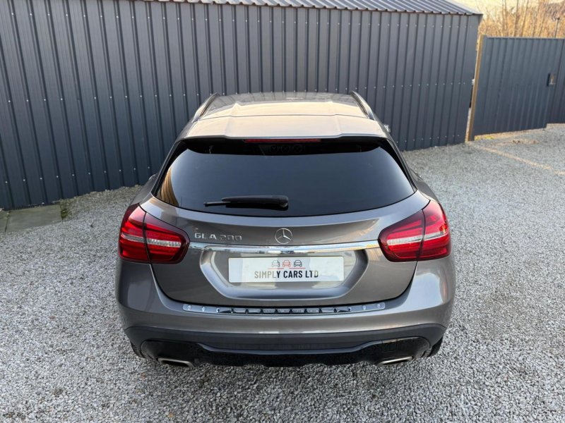 MERCEDES-BENZ GLA CLASS
