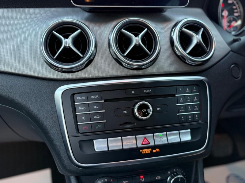MERCEDES-BENZ GLA CLASS