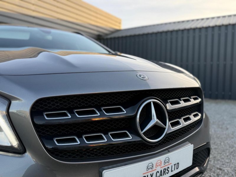 MERCEDES-BENZ GLA CLASS