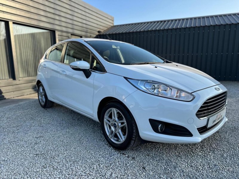 FORD FIESTA 1.0T EcoBoost Zetec Euro 5 (s/s) 5dr