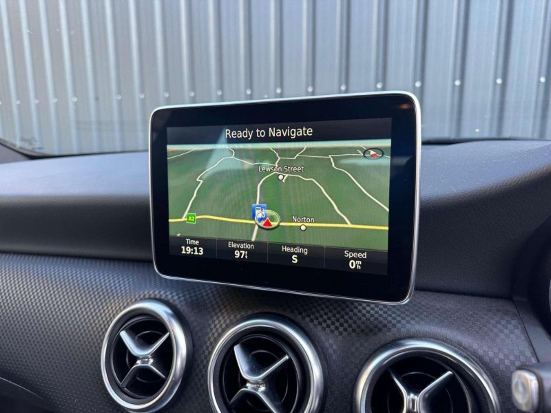 MERCEDES-BENZ A CLASS