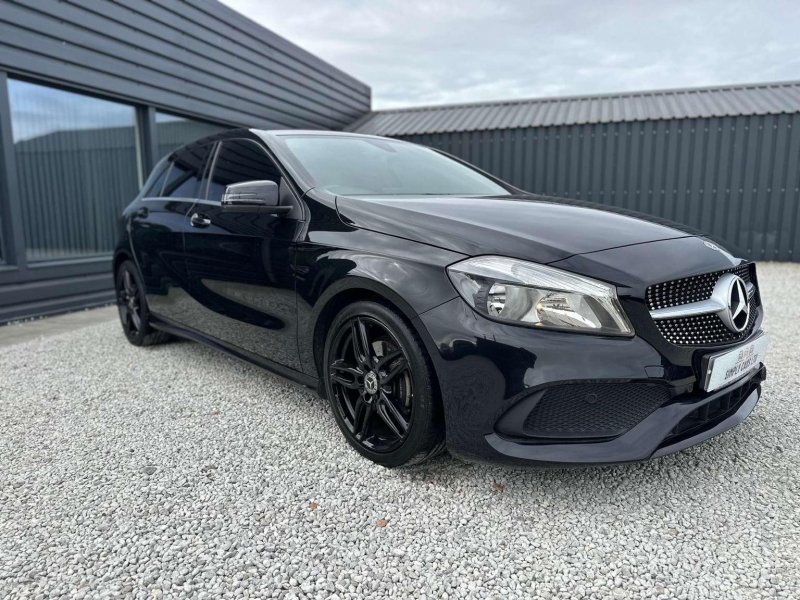 MERCEDES-BENZ A CLASS 2.1 A200d AMG Line Euro 6 (s/s) 5dr