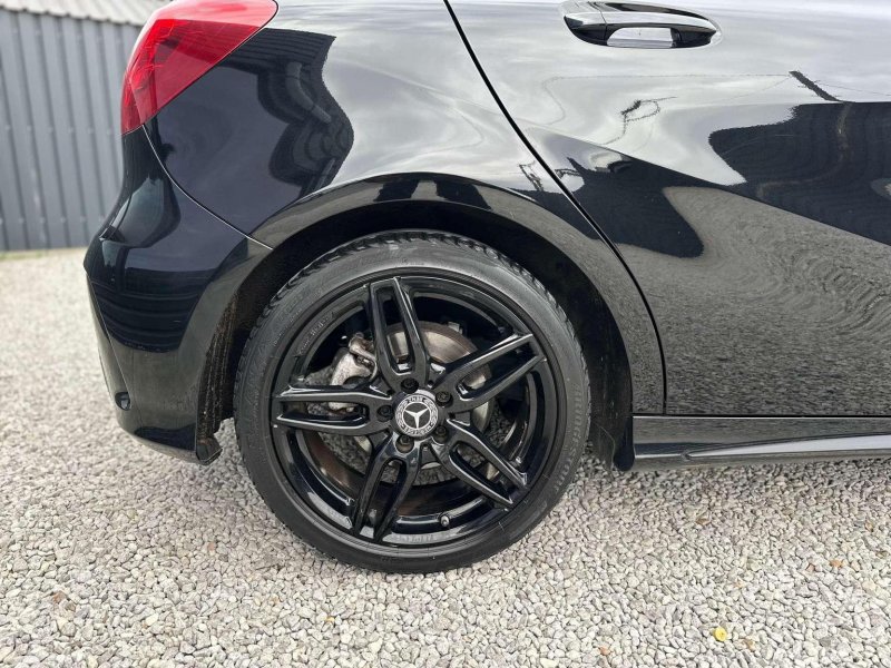 MERCEDES-BENZ A CLASS