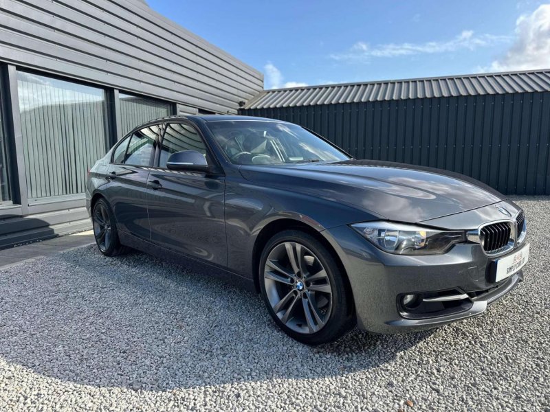 BMW 3 SERIES 2.0 320i Sport Euro 6 (s/s) 4dr