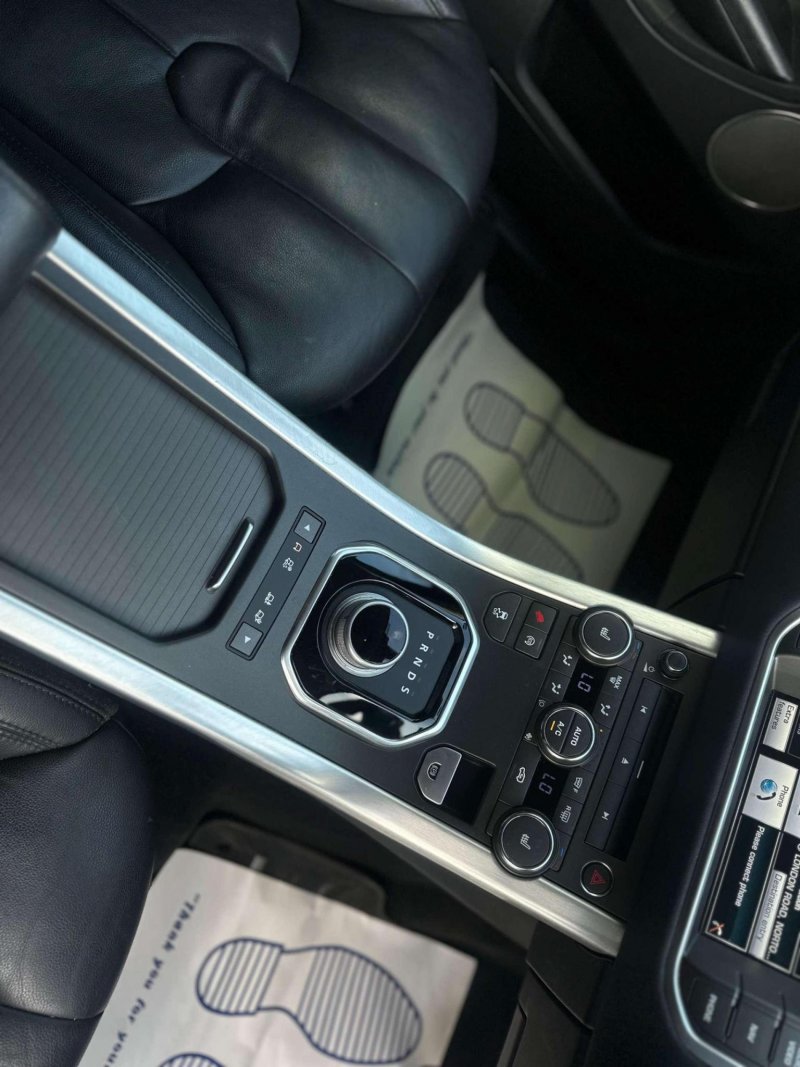 LAND ROVER RANGE ROVER EVOQUE