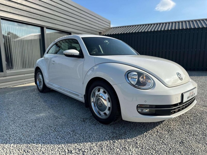 VOLKSWAGEN BEETLE 1.6 TDI BlueMotion Tech Design Euro 5 (s/s) 3dr